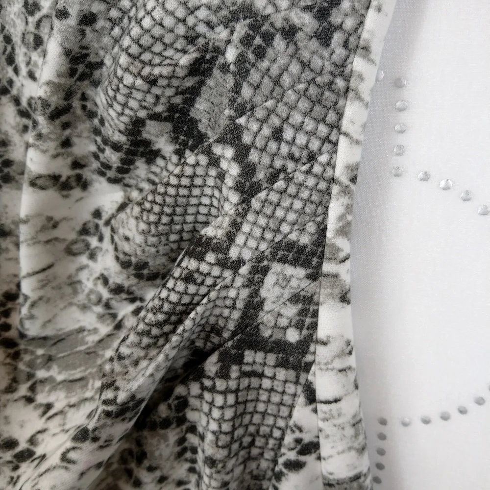 Fitted snakeskin print dress